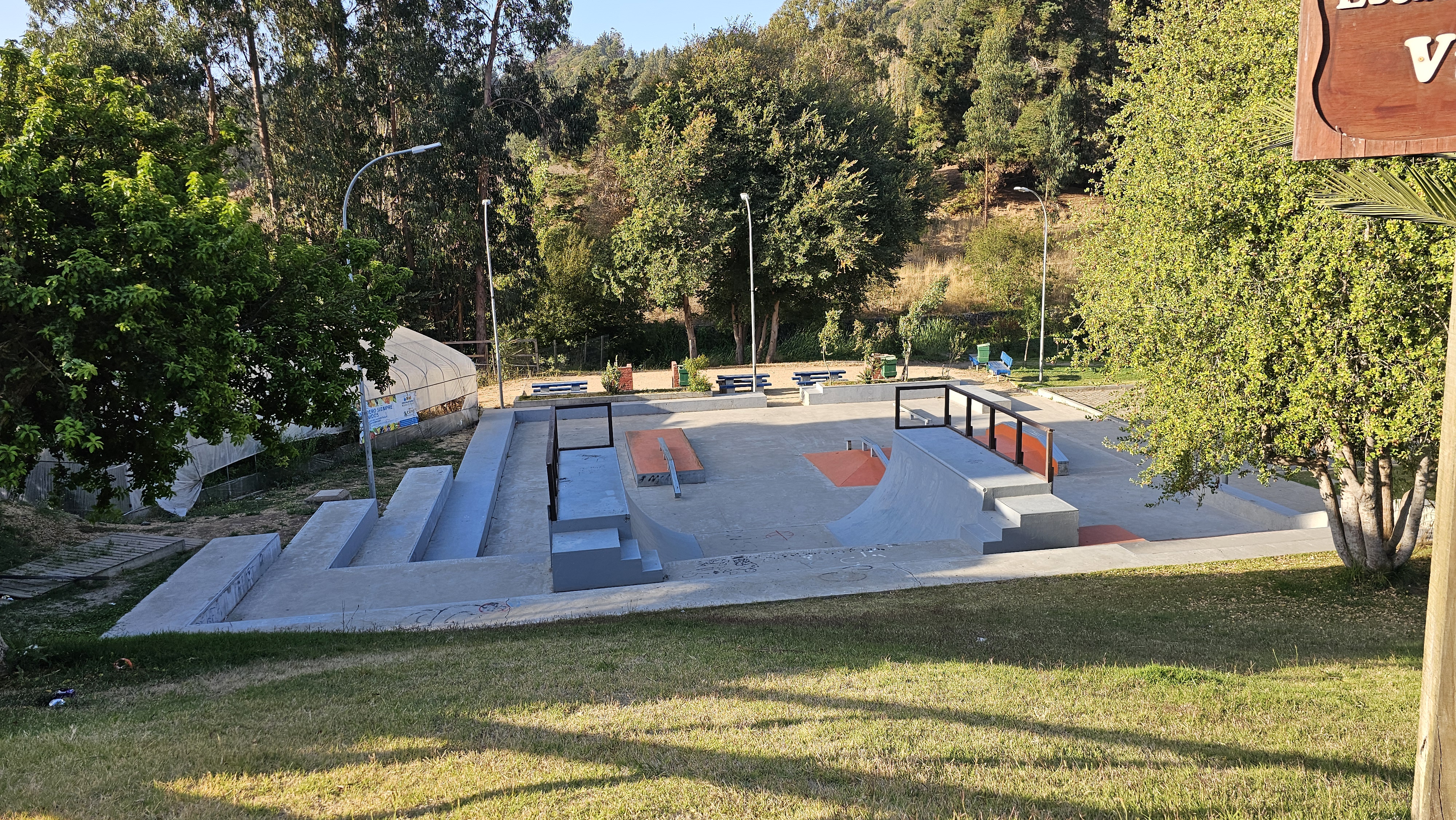 Fotografía superior del skatepark